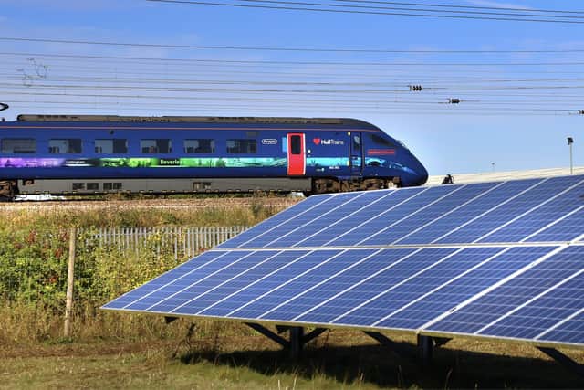 Hull Trains and Lumo shine a spotlight on the sustainability of rail travel to mark World Earth Day.