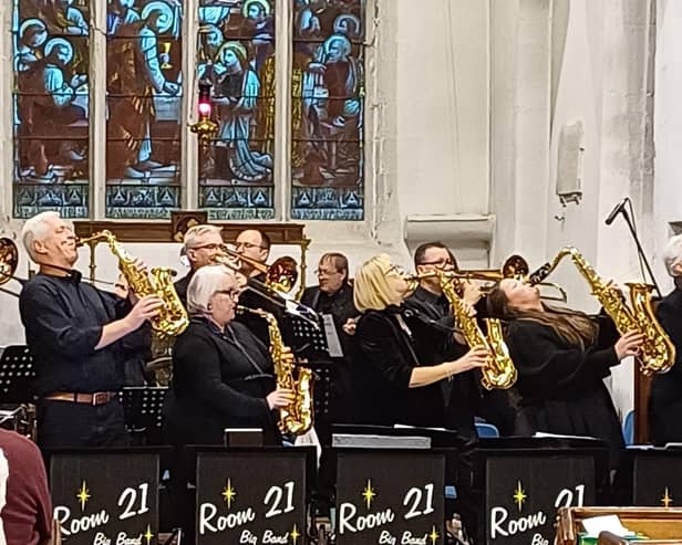 Room21 in concert