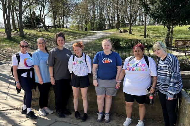 Cygnet Aspen Clinic staff and patients at Rother Valley Country Park