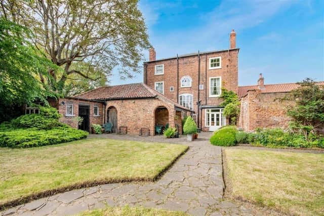 The property has extensive gardens yet is close to Bawtry's bustling High Street.