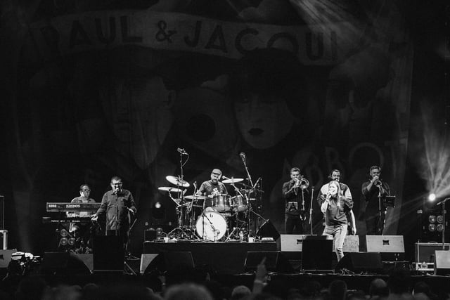 Paul Heaton and Jacqui Abbott at Doncaster by Anthony Mooney