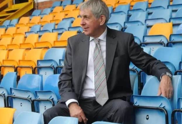 Sir Ian McGeechan has been brought in to help Doncaster Knights.