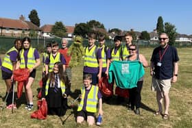 Students at Armthorpe litter pick