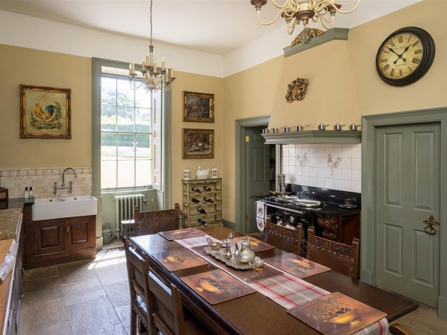 Viewing of the property is recommended by Robinson Hornsby