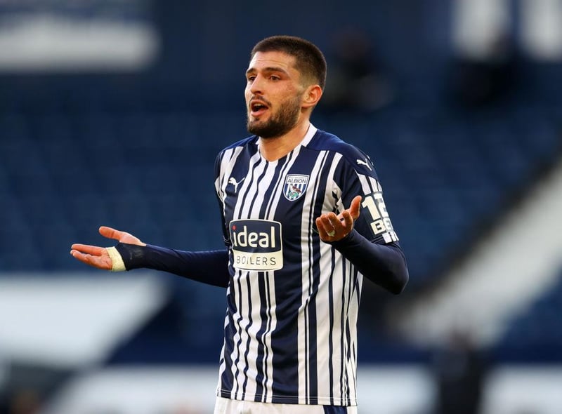 Former England goalkeeper Paul Robinson wants Leeds United to target West Bromwich Albion midfielder Okay Yokuslu this summer, believing he possesses similar qualities to Kalvin Phillips. (Football Insider)