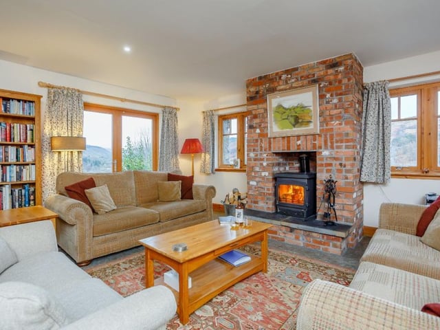 Honeysuckle House - living area.