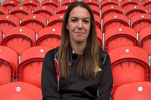 Amanda Greenslade, Doncaster Rovers Belles head coach