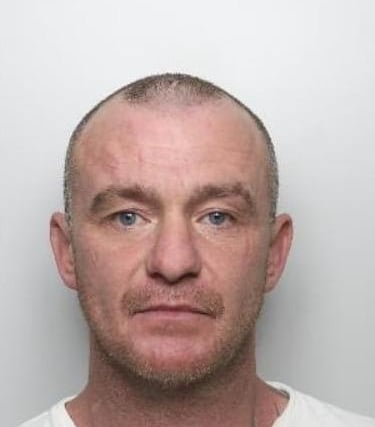 Detectives in Doncaster are urging the public to share any information which might help them locate wanted man Jamie Bermingham.
Bermingham, 40, is wanted in connection with Class A drugs offences.
The offences are reported to have taken place between 30 March and 28 May.
Bermingham has links with the Edlington area and is described as being slim with brown receding hair.
If you have any information about where he is, or might be staying, please contact police.
You can call 101 quoting crime reference 14/82088/21.

 

Alternatively, you can stay completely anonymous by contacting the independent charity Crimestoppers via their website Crimestoppers-uk.org or by calling their UK Contact Centre on 0800 555 111.