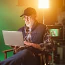 Using digital scripts on film set (photo: Adobe)