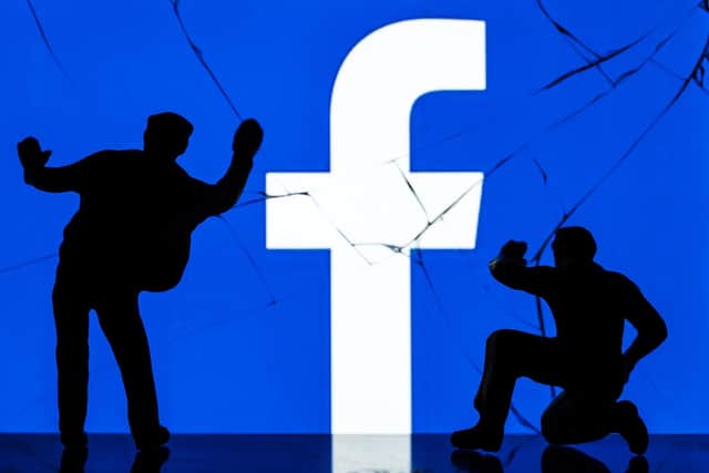 Facebook users report the app is down. (Pic: Joel Saget/AFP via Getty Images)