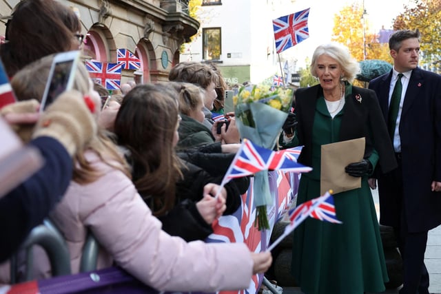 Camilla, Queen Consort arrives at Mansion House in Doncaster during an official visit to Yorkshire on November 9, 2022 in Doncaster. (Photo by Molly Darlington - WPA Pool/Getty Images)