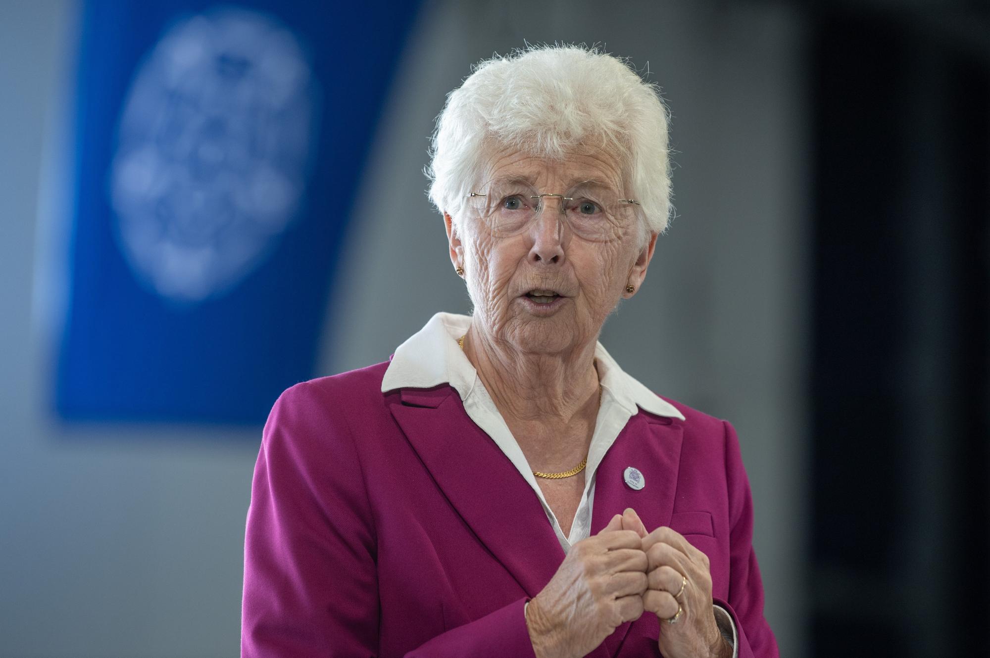 Mayor 'dodging' questions on Council intervention of building sale