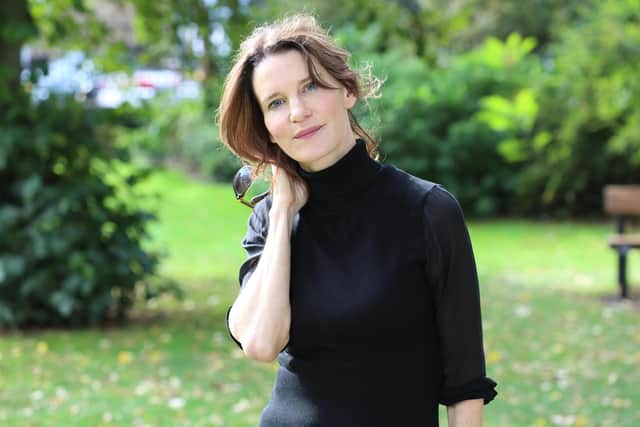 Countdown’s Queen of Dictionary Corner, Susie Dent, coming to Cast