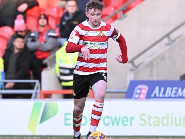 Looks to be getting back to his best with some diligent defensive blocks and forward bombing runs. As encouraging a showing as he has had in recent weeks.