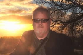Tributes have been paid to Doncaster music photographer Mark Loraine following his death.