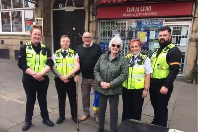 Police came to the rescue after a couple lost their bag in the city centre.