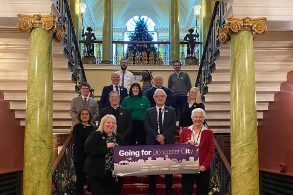 Representatives from Team Doncaster visit the Mansion House to mark the official city status bid submission date
