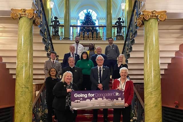 Representatives from Team Doncaster visit the Mansion House to mark the official city status bid submission date