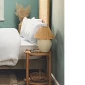 Aldi launches anti-allergy bedding as hay fever fits.