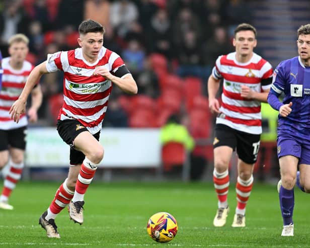 Picture:Andrew Roe/AHPIX LTD, Football, Sky Bet League Two, Doncaster Rovers v Notts County, Eco-Power Stadium, Doncaster, UK, 09/11/2024, K.O 3pm

Doncaster Rovers' Patrick Kelly dribbles with the ball