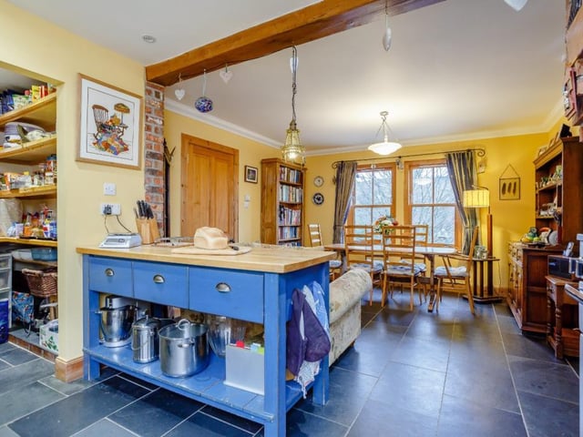 Main House - kitchen and dining area.