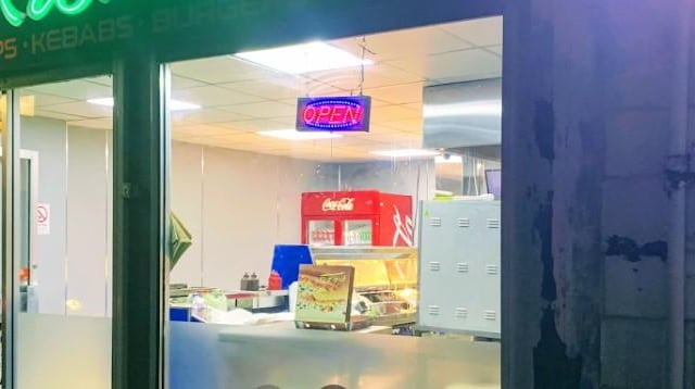 Pass: Kismat Fast Food at 148 Grahams Road, Falkirk.
Rated on November 25