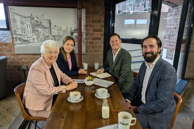 Mayor Ros Jones has urged people to sign the petition to reinstate the airspace at Doncaster Sheffield Airport.