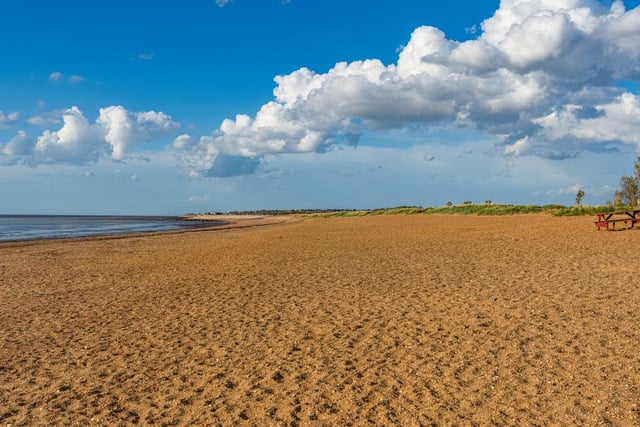 Also known as Stubborn Sands, this beach is good for both swimming and lounging on the sand, and boasts a promenade which leads all the way to Hunstanton in the north.