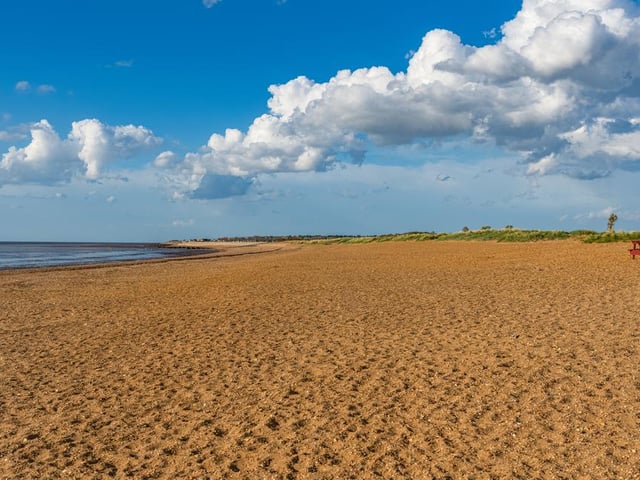 Also known as Stubborn Sands, this beach is good for both swimming and lounging on the sand, and boasts a promenade which leads all the way to Hunstanton in the north.