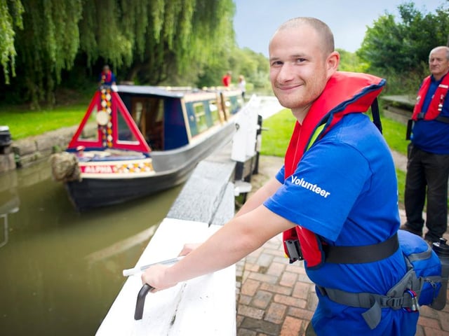 A volunteer lock keeper at Long Sandal lock in Doncaster in 2013