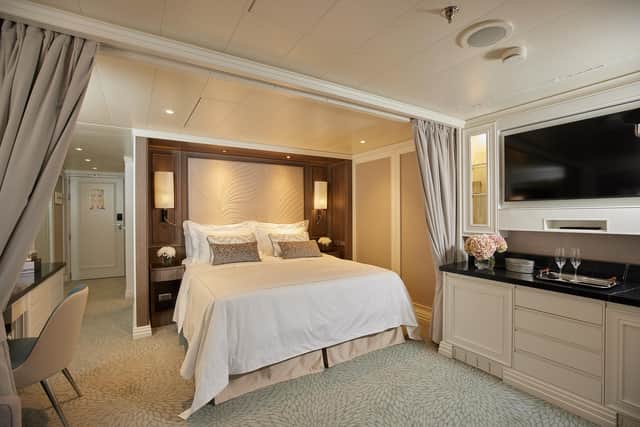 Our luxurious Superior Suite on Grandeur