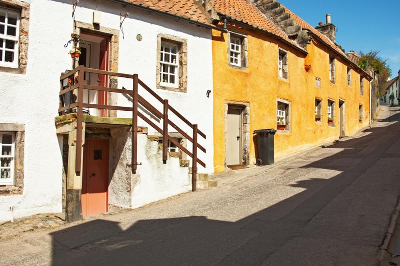 Culross is Scotland’s most complete example of a burgh of the 17th and 18th centuries and will be familiar to fans of Outlander - several scenes of the popular television series were filmed on its streets. Cobbled streets lined with pretty and colourful houses lead up to a hilltop abbey. There's also a palace and a period garden complete with herbs, fruit, vegetables and rare Scots Dumpy hens.