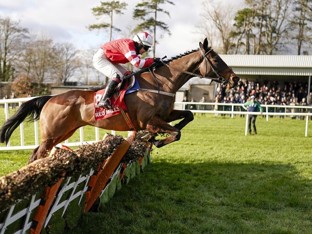 It's not often a horse trained by Willie Mullins trades at such big odds, but it really would be a shock if this 8yo landed the £500,000 first prize, even though he produced a career best when stepped up to 3m in a big race in Ireland at the end of January. Most of his form has been over shorter distances, and he flopped at the Cheltenham Festival last month.
