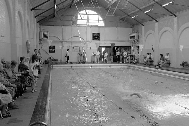 1990 and Mansfield Swimming Baths closing party. 
Did you attend?
