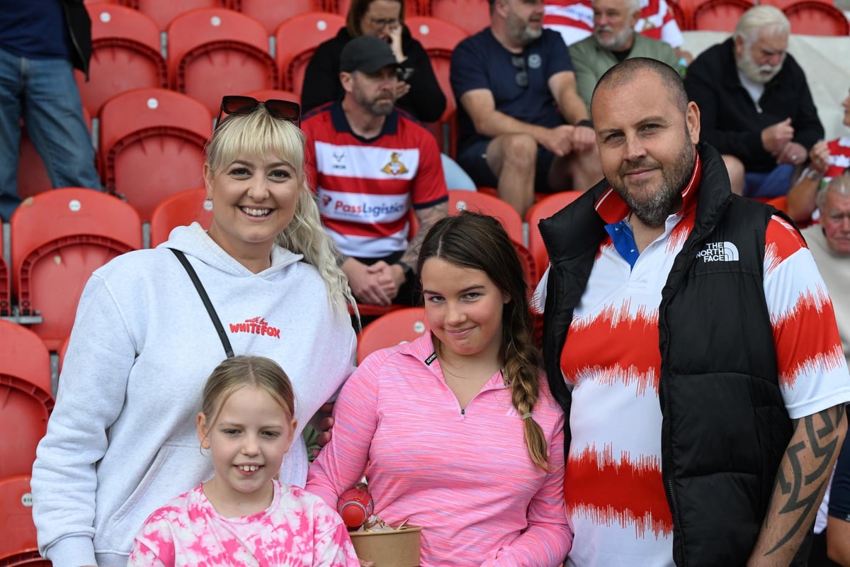 44 pictures of the fans who watched Doncaster Rovers keep up their dream start - see who you know