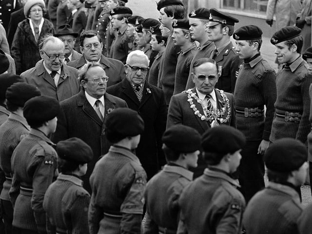 Can you spot any familiar faces in this parade from 1980?