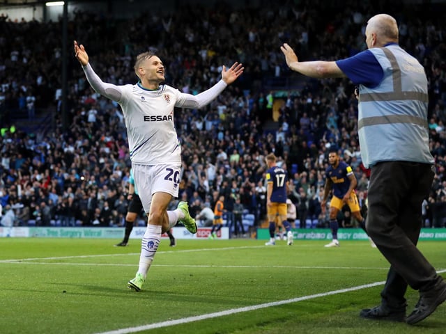 £4.25m (+42.1 %)