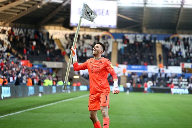 Leeds have drawn up a three-man shortlist of Kristoffer Klaesson, Freddie Woodman and Dani Cardenas as they search for a replacement for goalkeeper Kiko Casilla. Reports they have offered £10m for Woodman are also believed to be wide of the mark. (Mirror)
 
(Photo by Michael Steele/Getty Images)