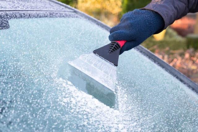 Police have warned drivers not to leave their vehicles unattended while they are defrosting.