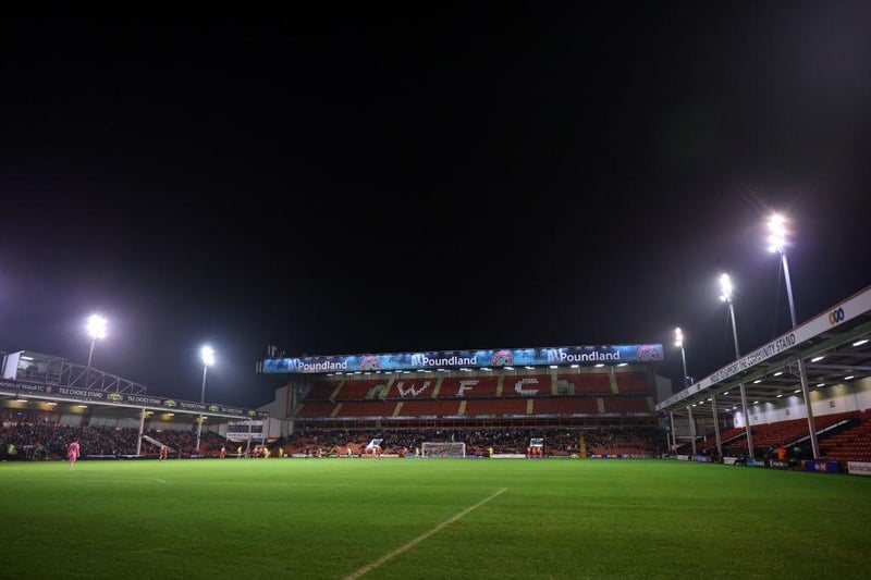 Walsall have signed defender Evan Weir from Drogheda United. Weir joins on an 18-month deal, with the option of a further year, and will be loaned back to the Irish club before rejoining the Saddlers next summer.