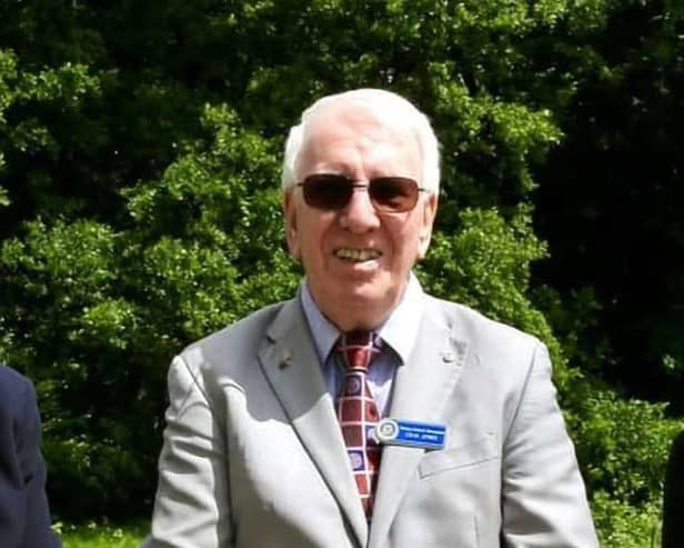 Former Doncaster Council chief executive Colin Jeynes has died at the age of 84.