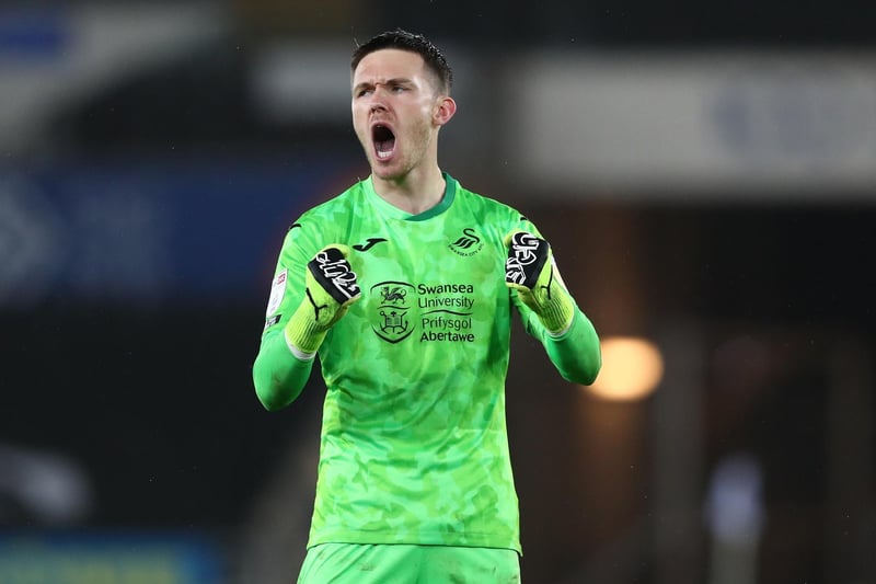 Arsenal are rumoured to be keeping tabs on Newcastle United goalkeeper Freddie Woodman. The Magpies youth academy product is yet to break into the first-team fold, having spent almost all of his six-year senior career on loan. (Football League World)
