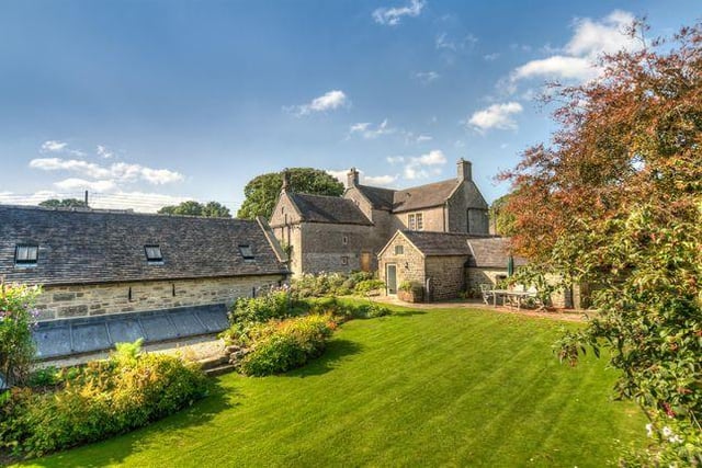 Viewed 540 times in the last 30 days. This five bedroom Grade II listed house was originally part of the Chatsworth Estate and is shown on Chatsworth maps from 1615. Marketed by Fine & Country, 01332 494289.