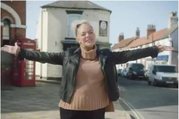 Sheridan Smith filming an advert for Google in Epworth.