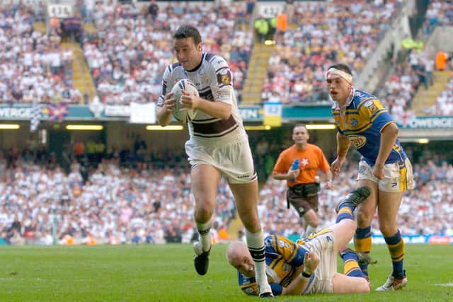 Paul Cooke goes over for the winning try in the 2005 Challenge Cup final. (Photo: Ben Duffy/SWpix.com)