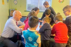 Doncaster MP backs move to give free school meals to over 5,000 more children across his constituency.