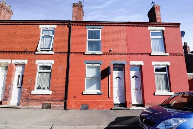 This two bedroom and one bathroom terraced house is for sale with Yopa for £60,000