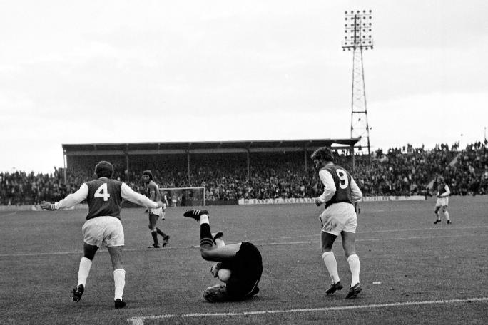 Schalke 04 of Germany visited Edinburgh for a pre-season friendly in August 1971. Gelsenkirchen-born goalkeeper Norbert Nigbur (pictured) had the game of his life and was on the bench when West Germany beat the Netherlands in the 1974 World Cup final