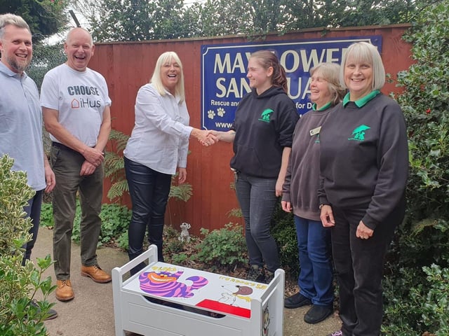 iHus Annexe staff donate to Mayflower Animal Sanctuary