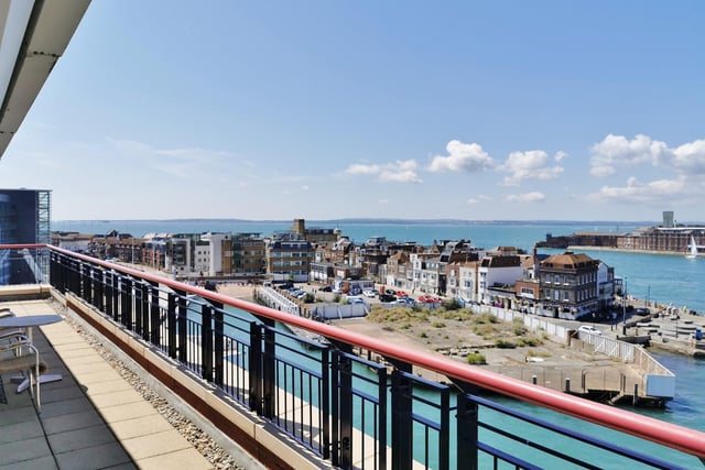 The apartment has panoramic views of the harbour with a wrap around balcony and rooftop viewing terrace so you can enjoy the views!